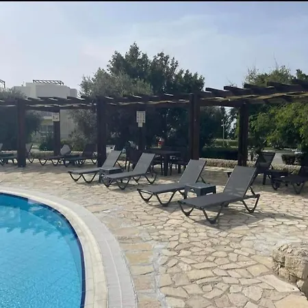 Tranquil Penthouse Turtle Bay Village Esentepe Agios Georgios (Girne)