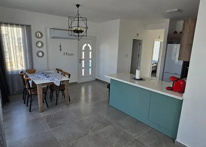 Tranquil Penthouse Turtle Bay Village Esentepe