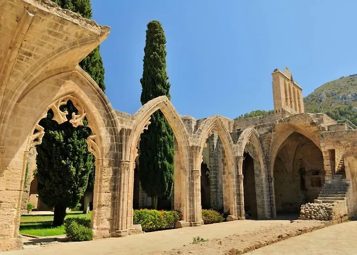 Tranquil Penthouse Turtle Bay Village Esentepe Agios Georgios (Girne)